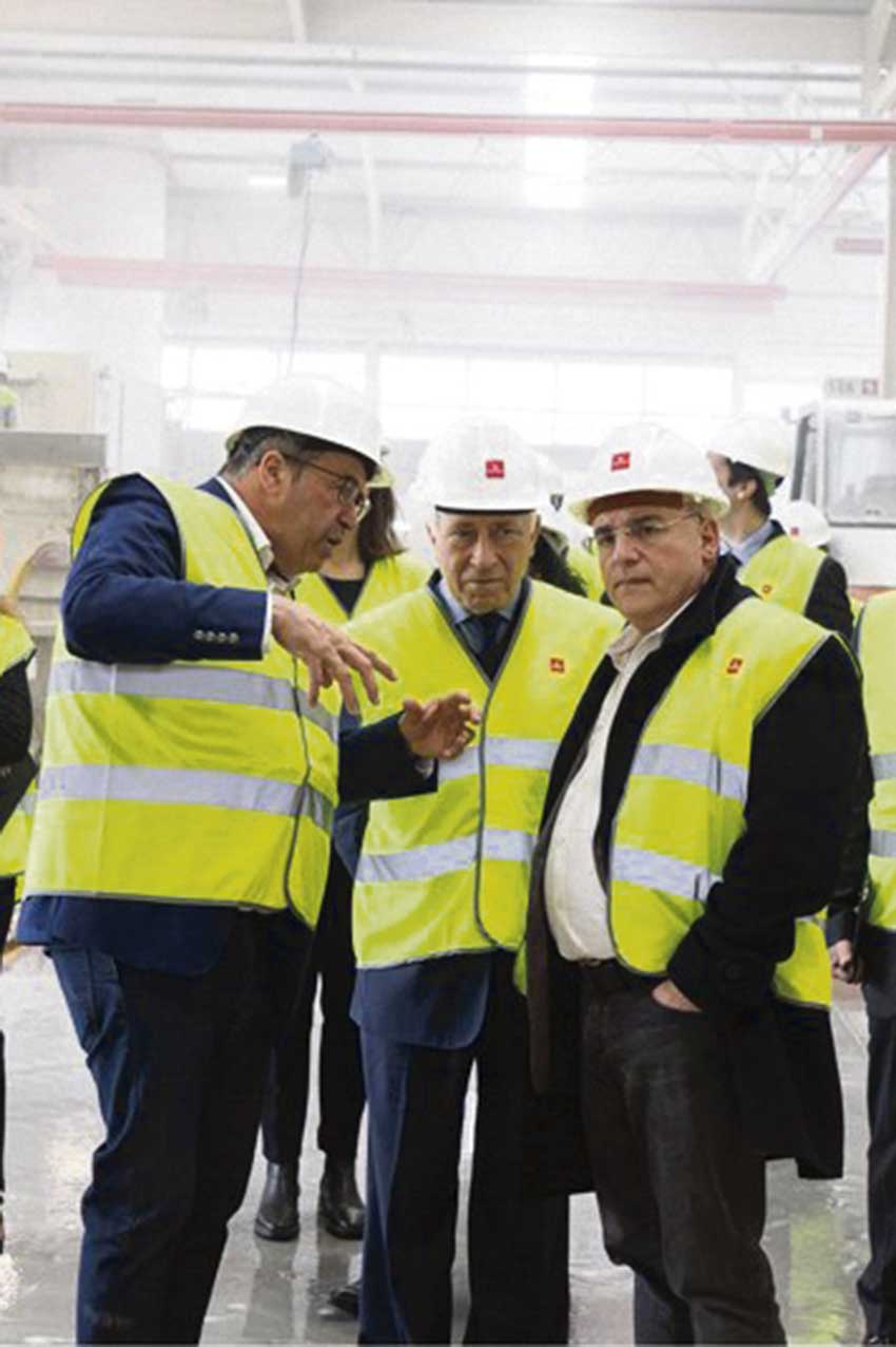 Governador do Banco de Portugal visita Solancis