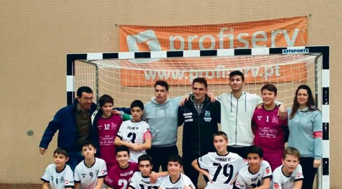 Catarinense festeja apuramento para fase final do distrital