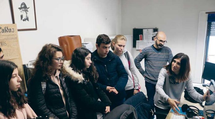 Alunos da escola Josefa de Óbidos visitaram as instalações da Gazeta das Caldas