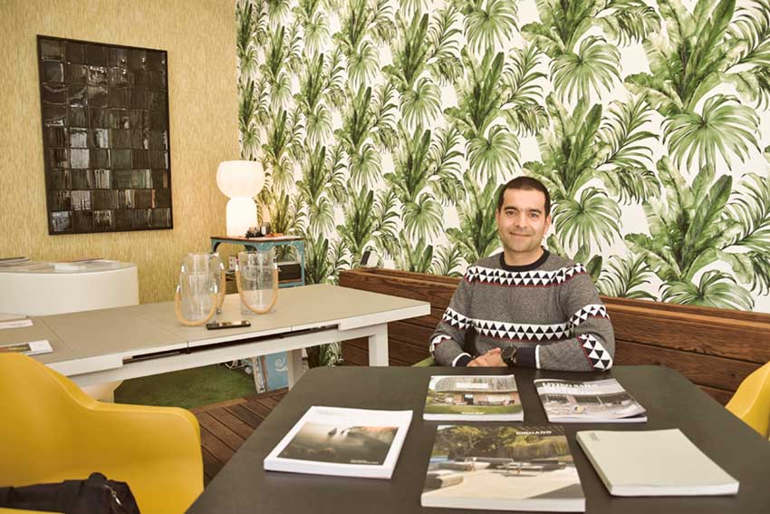 O mobiliário para espaços exteriores está  na moda e (também) é mais sustentável