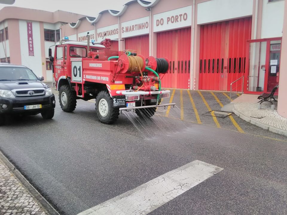 Coronavírus: Bombeiros de S. Martinho do Porto desenvolvem acessório para higienização das ruas