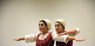 Contadeiras conquistaram miúdos e graúdos na Biblioteca caldense