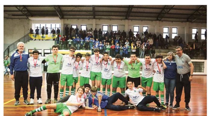 Peniche AC bate Amarense e festeja conquista de “dobradinha” inédita