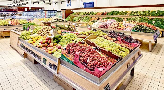 E.Leclerc cede espaço para produtores locais escoarem a sua produção