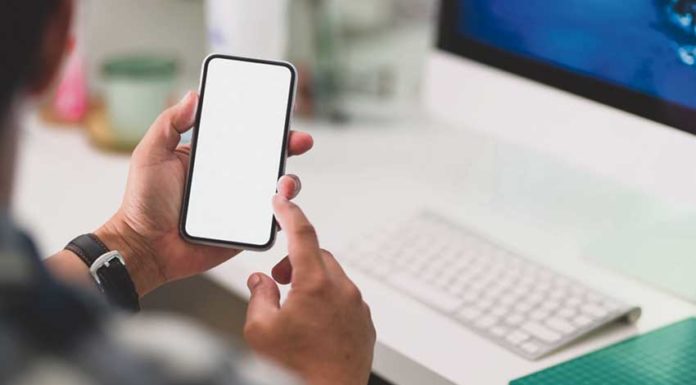 Municípios disponibilizam linhas de apoio psicológico para saber lidar com a pandemia