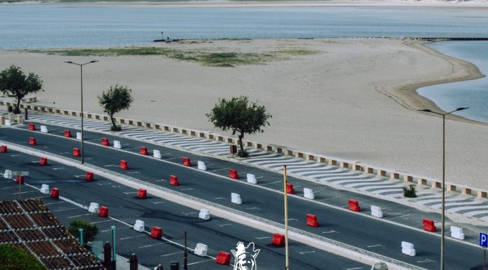 Avenida do Mar tem estacionamento limitado a um terço