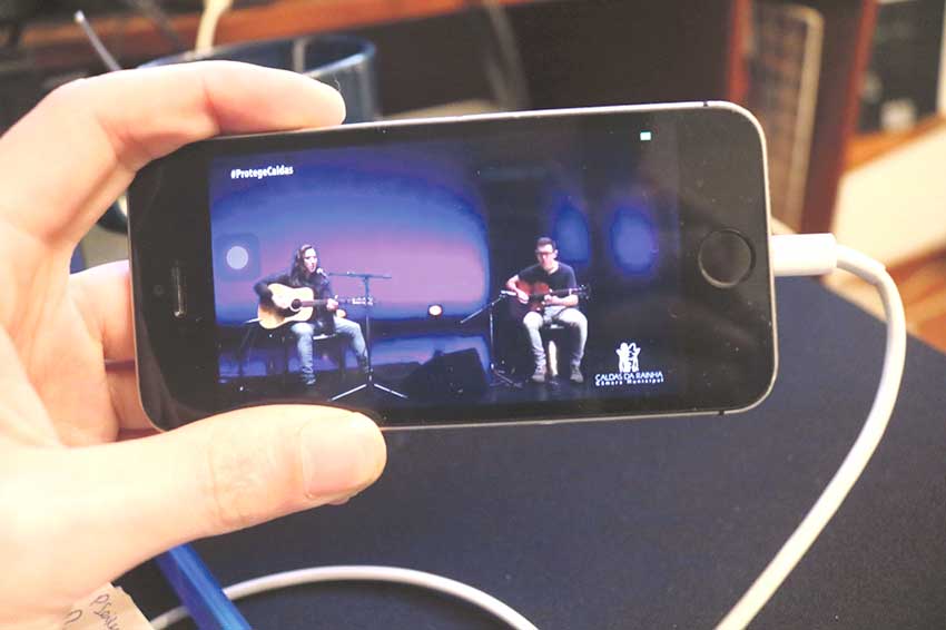 Em confinamento, os concertos e actuações on-line permitiram manter a tradição da data