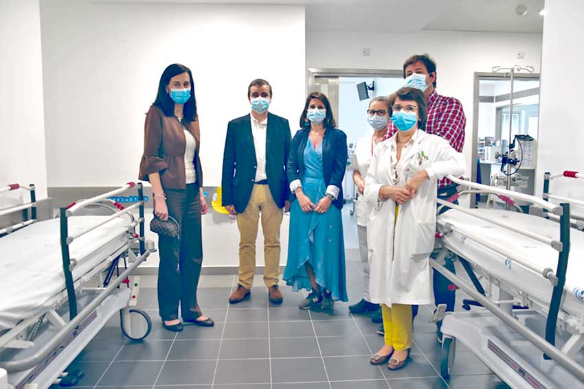 Urgência Pediátrica apetrechada com cabines de duche