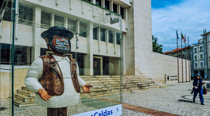 Câmara das Caldas recorre a figuras de Bordalo para divulgar máscaras