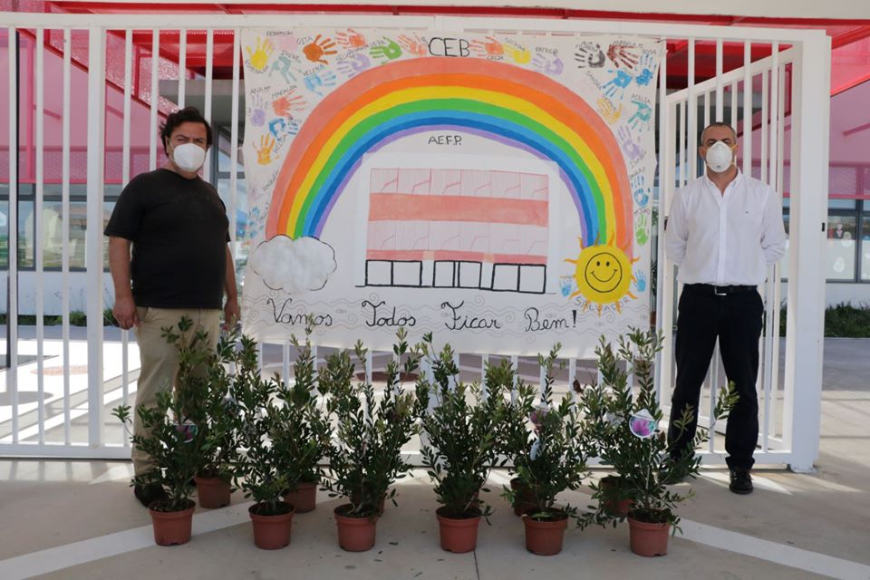 Bombarral distribuiu plantas no Dia do Ambiente