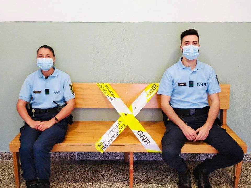 Acusado de agredir companheira fica com pulseira electrónica