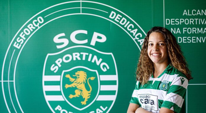 Isabel Cardoso assina contrato de formação com o Sporting