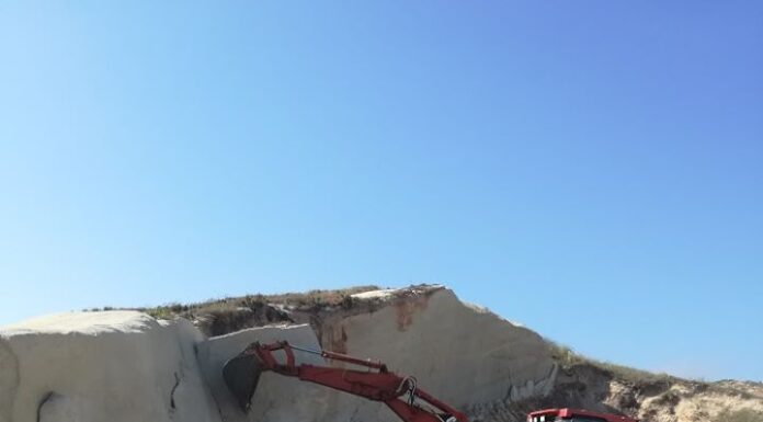 Saneamento de arribas em Peniche