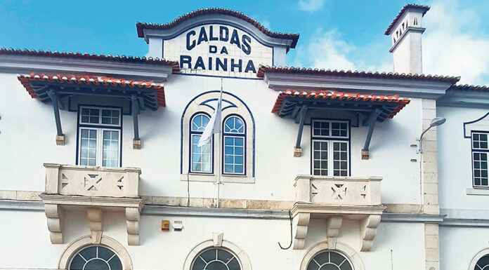 Vigília nas Caldas em defesa da Linha do Oeste