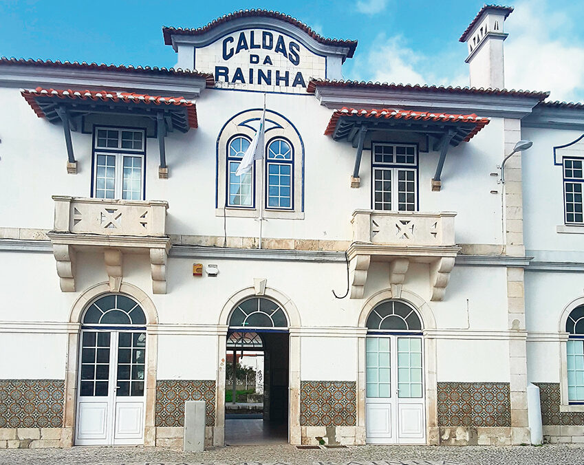 Vigília nas Caldas em defesa da Linha do Oeste