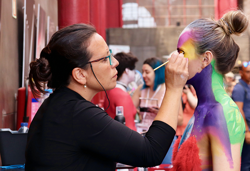 Obidense Elisabeth Rocha transforma os corpos em obras de arte