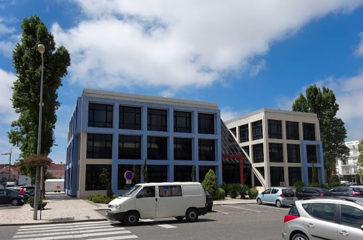 Câmara da Lourinhã suspende intervenção do público nas reuniões