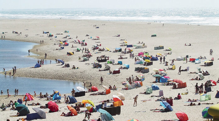 Praia da Foz do Arelho vence Prémio Cinco Estrelas Regiões