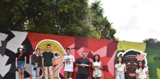 Há um novo mural no parque infantil da Encosta do Sol