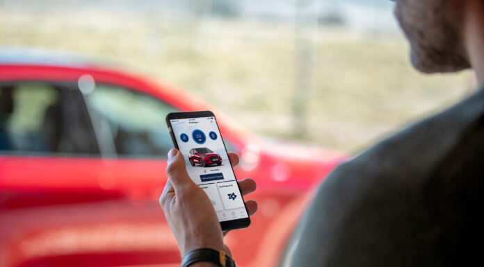 Acesso a serviços para veículos conectados Ford passam a ser gratuitos