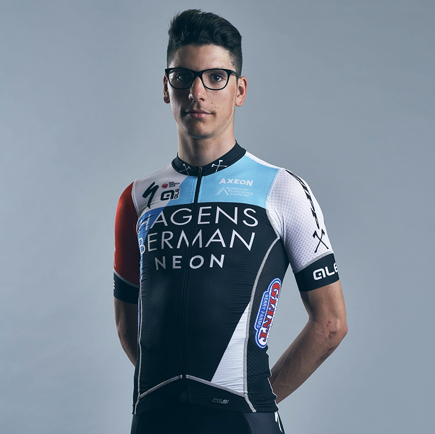 João Almeida festeja subida  ao pódio em Espanha