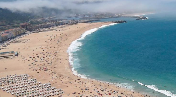 Levantada interdição de banhos na praia da Nazaré