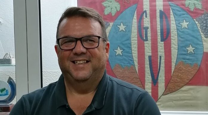 Gabriel Fernandes treina Vilarense