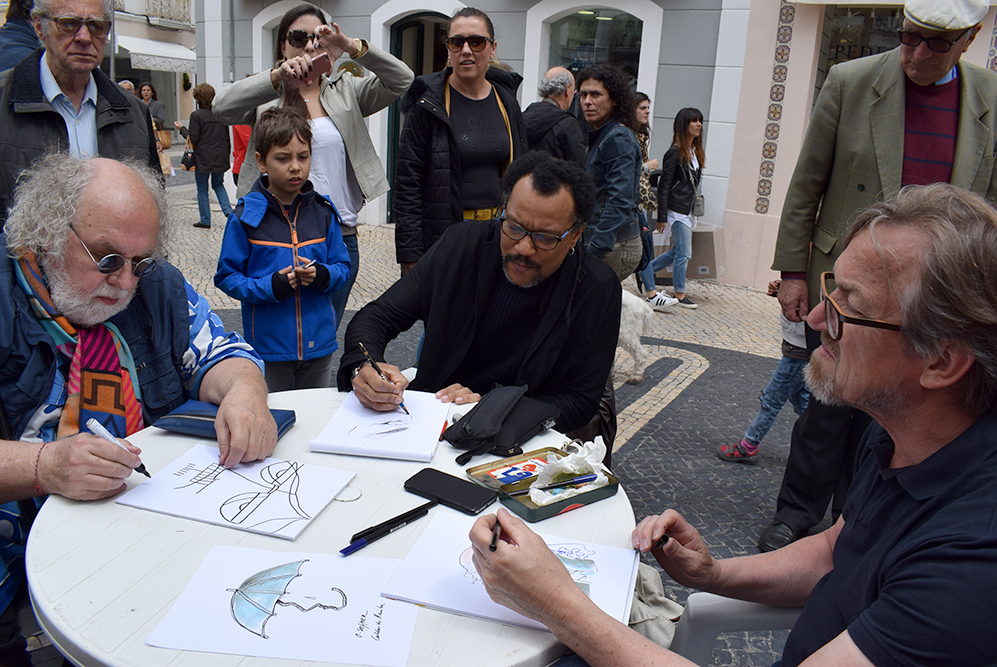 Cartoonistas vão desenhar caldenses durante a manhã de sábado