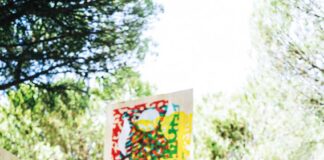 Artista formado na ESAD fez t-shirts por Bruno Candé