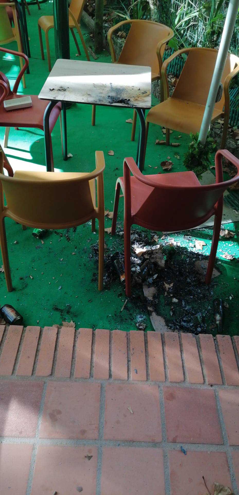 Esplanada no Parque D. Carlos I volta a ser vandalizada