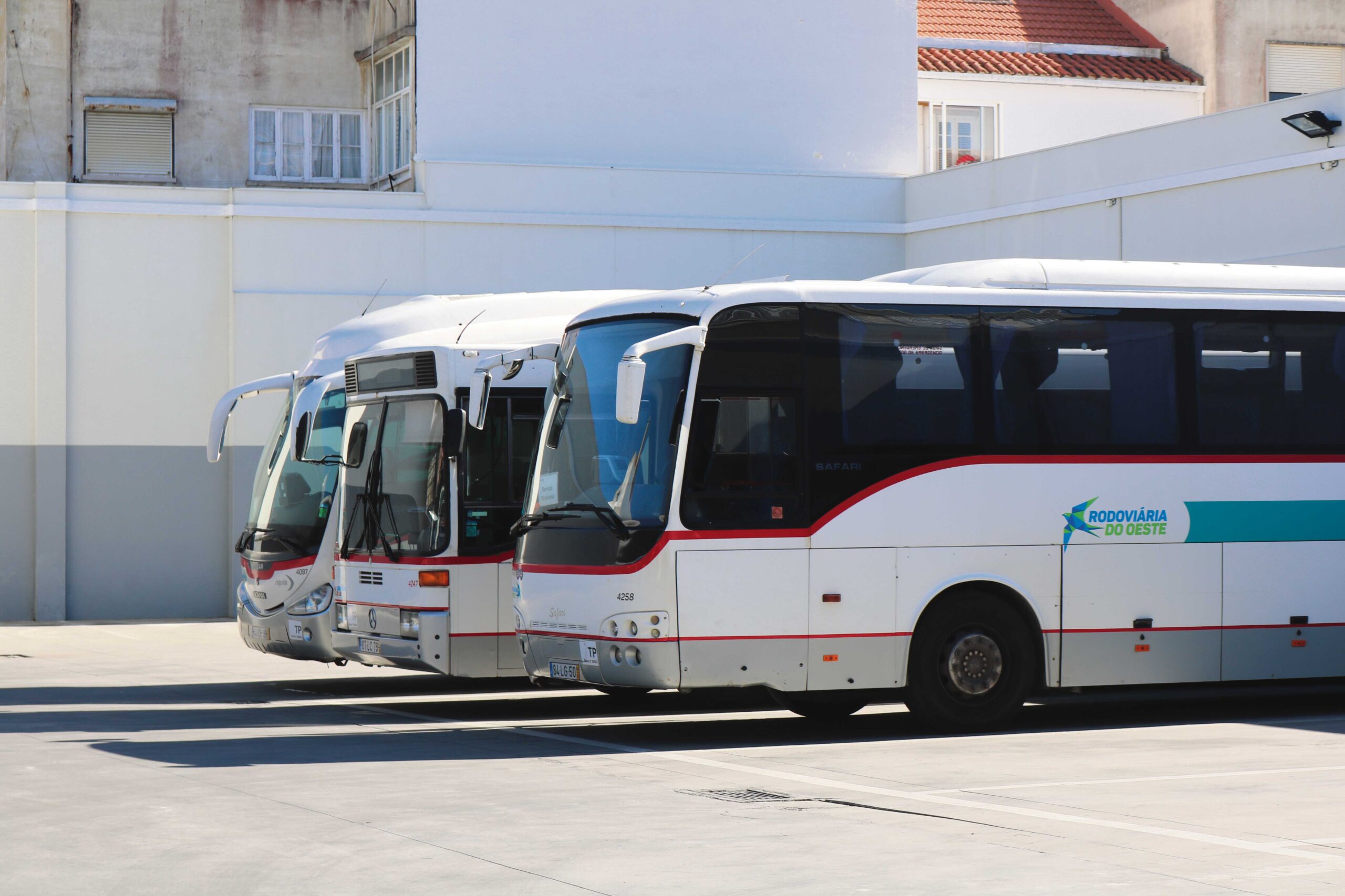 Oeste reclama financiamento  do Governo para os transportes