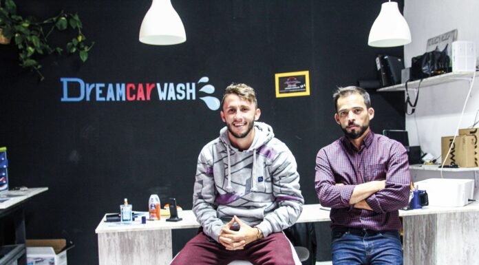 Lavagem e estofador de automóveis Dreamcarwash abriu no Bairro dos Arneiros