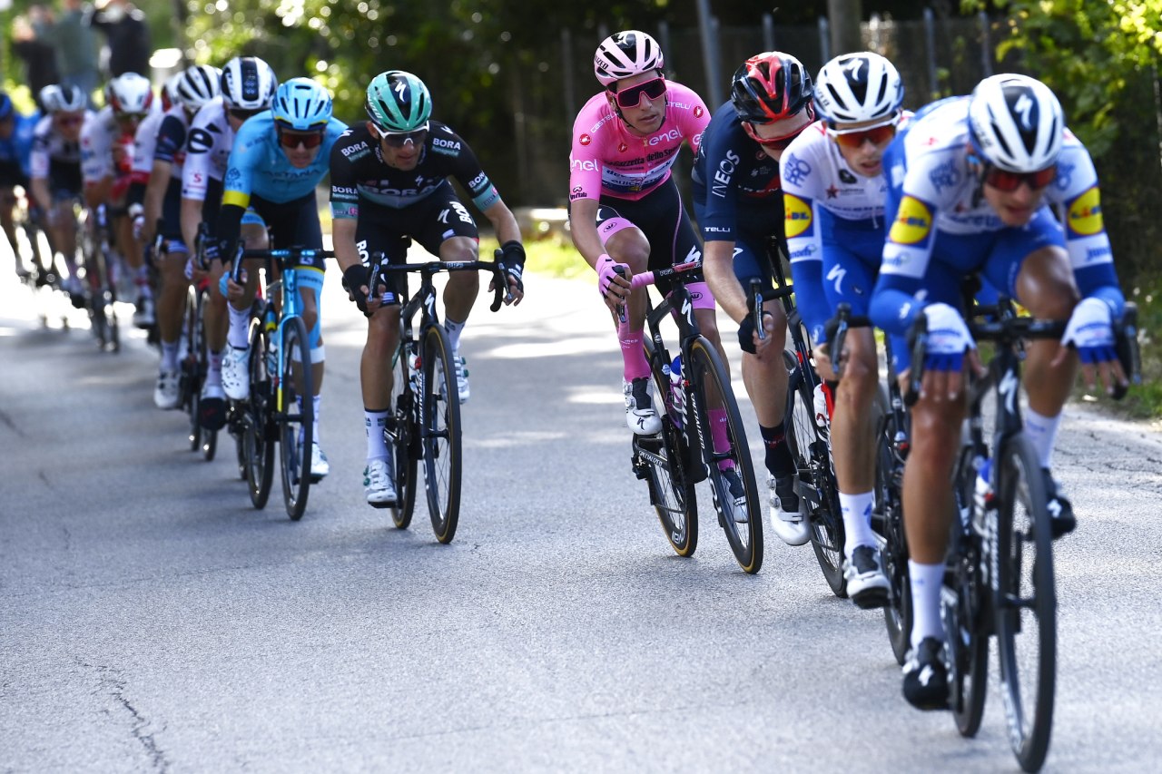 Giro D’Italia: João Almeida reforça liderança no contrarrelógio