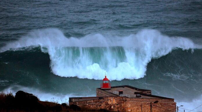 Câmara da Nazaré pede “contenção” no acesso à Praia do Norte