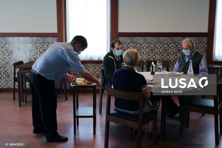 Cerca de 40% das empresas de restauração e bebidas já despediram