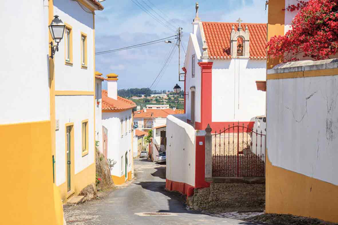 A-dos-Negros, a terra  de água que homenageia um capitão lusitano