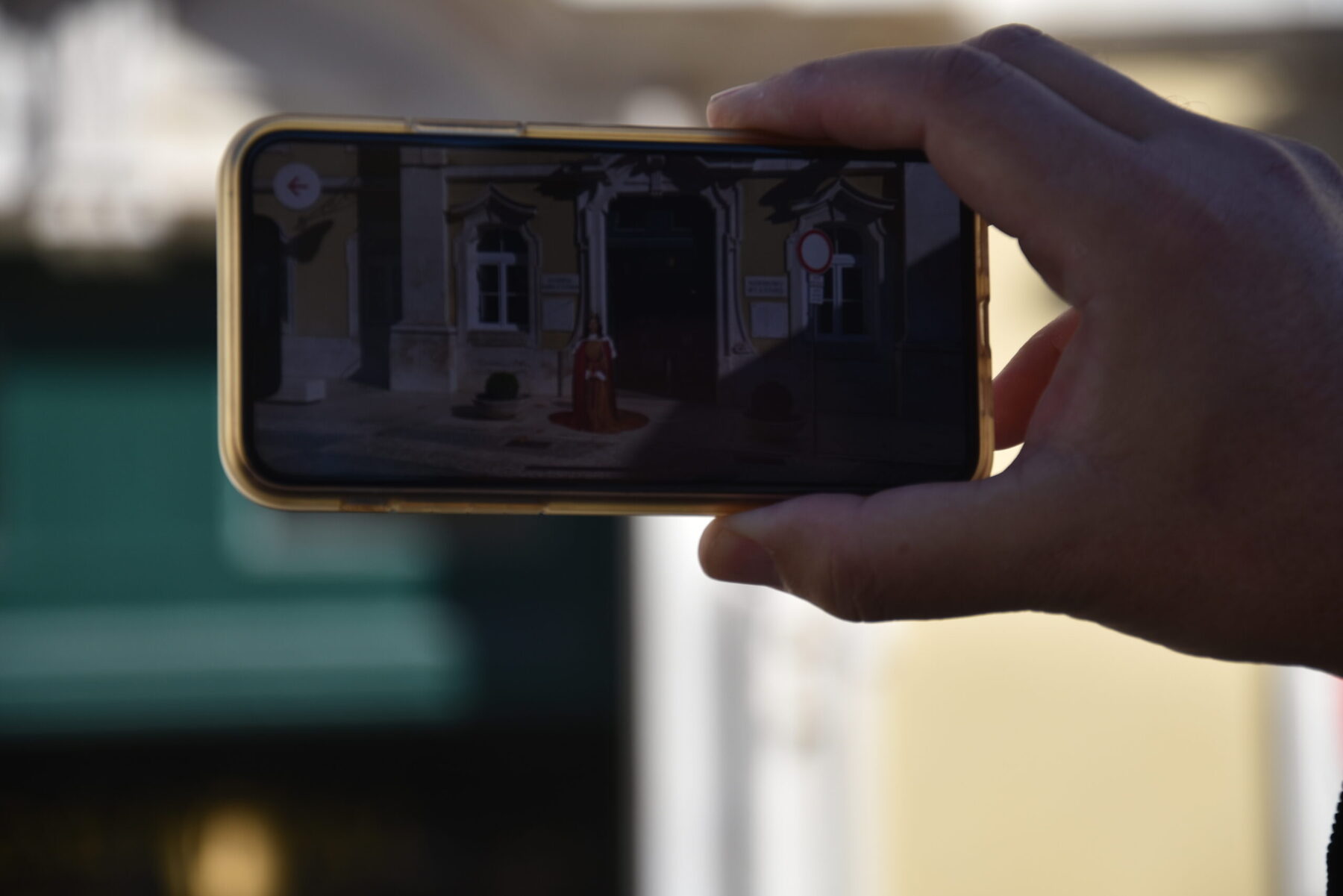 ACCCRO lança app de realidade aumentada e apoia o comércio local