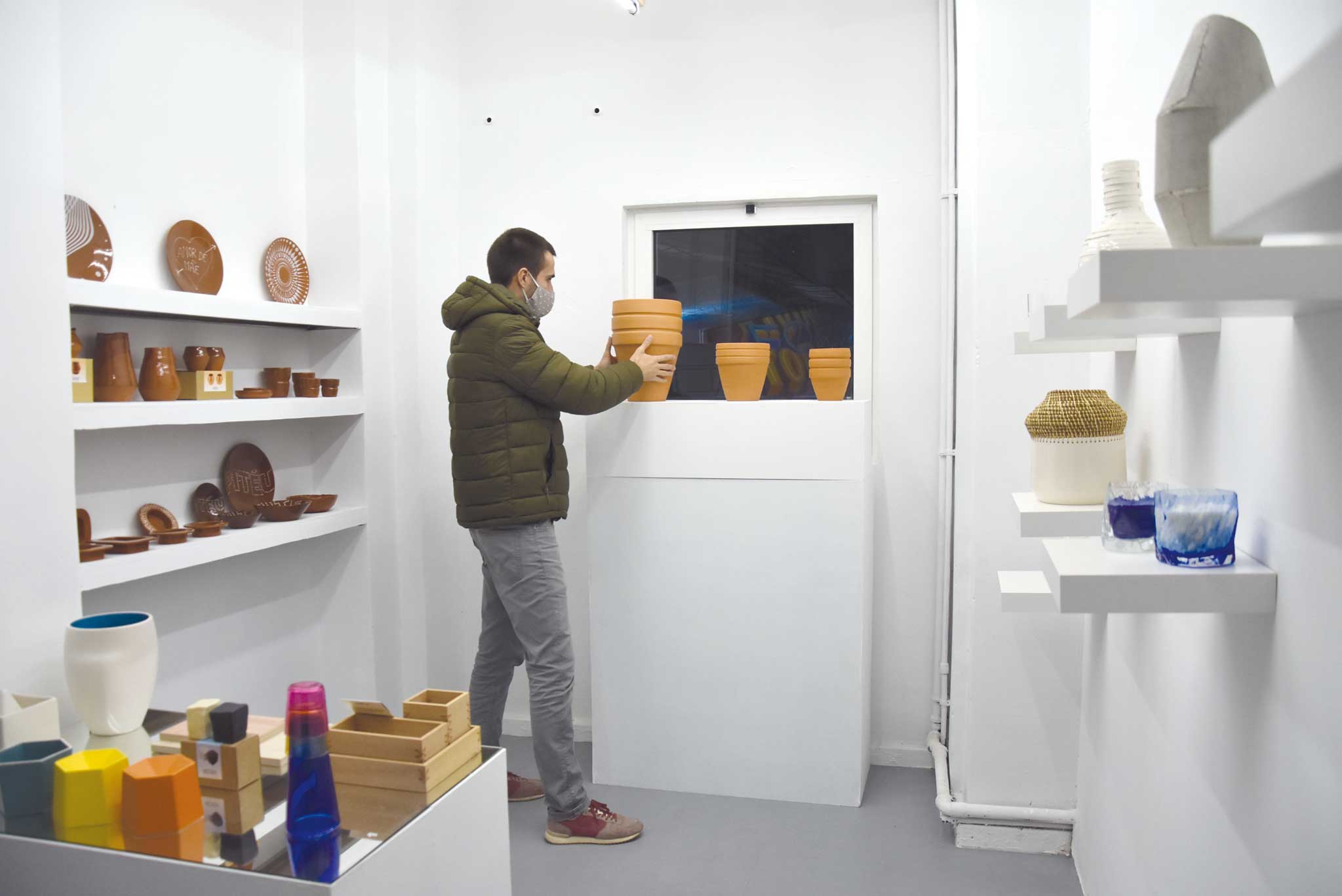 Vícara apresenta novas peças de designers locais