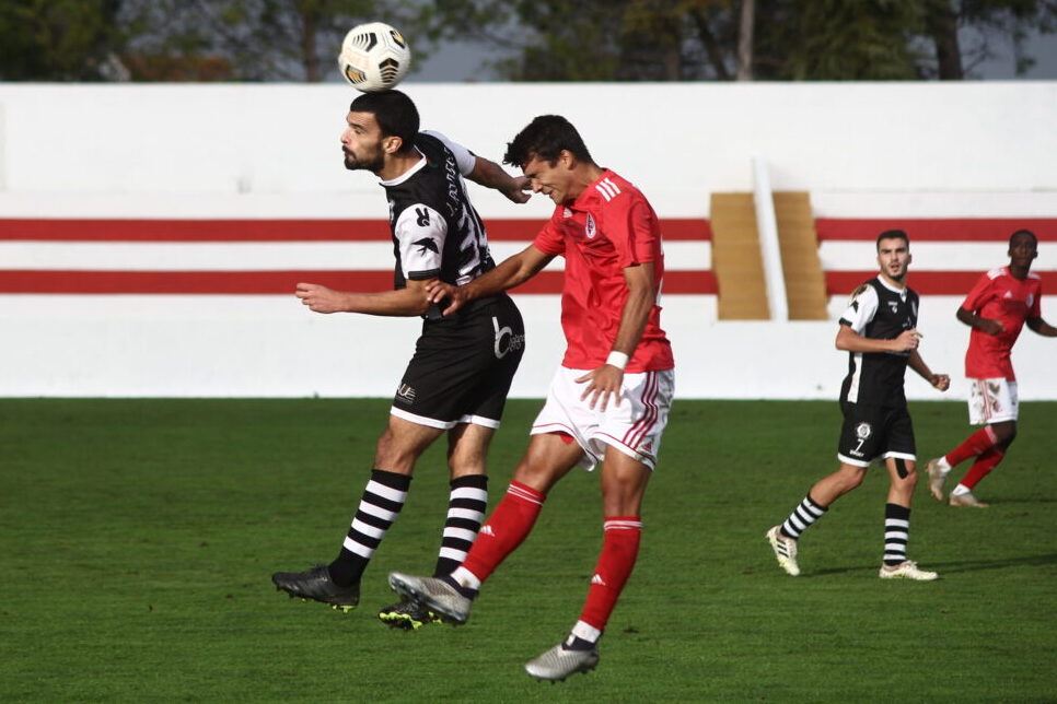 Caldas empata a um golo em Santarém