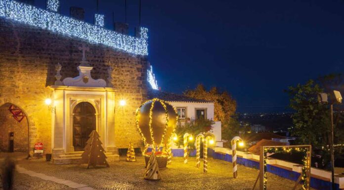 Óbidos já está iluminada, mas a animação é feita nas redes sociais
