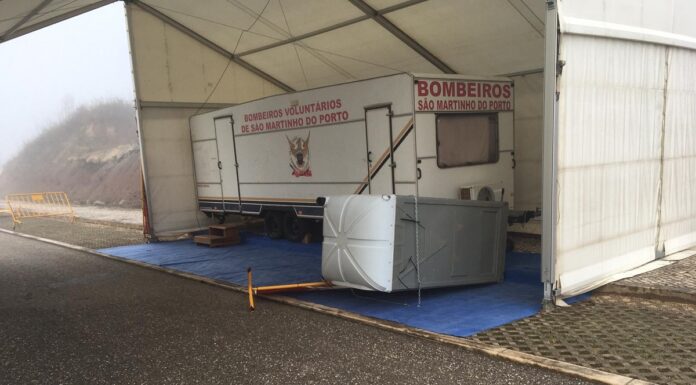 Centro de testes covid-19 em Alcobaça vandalizado