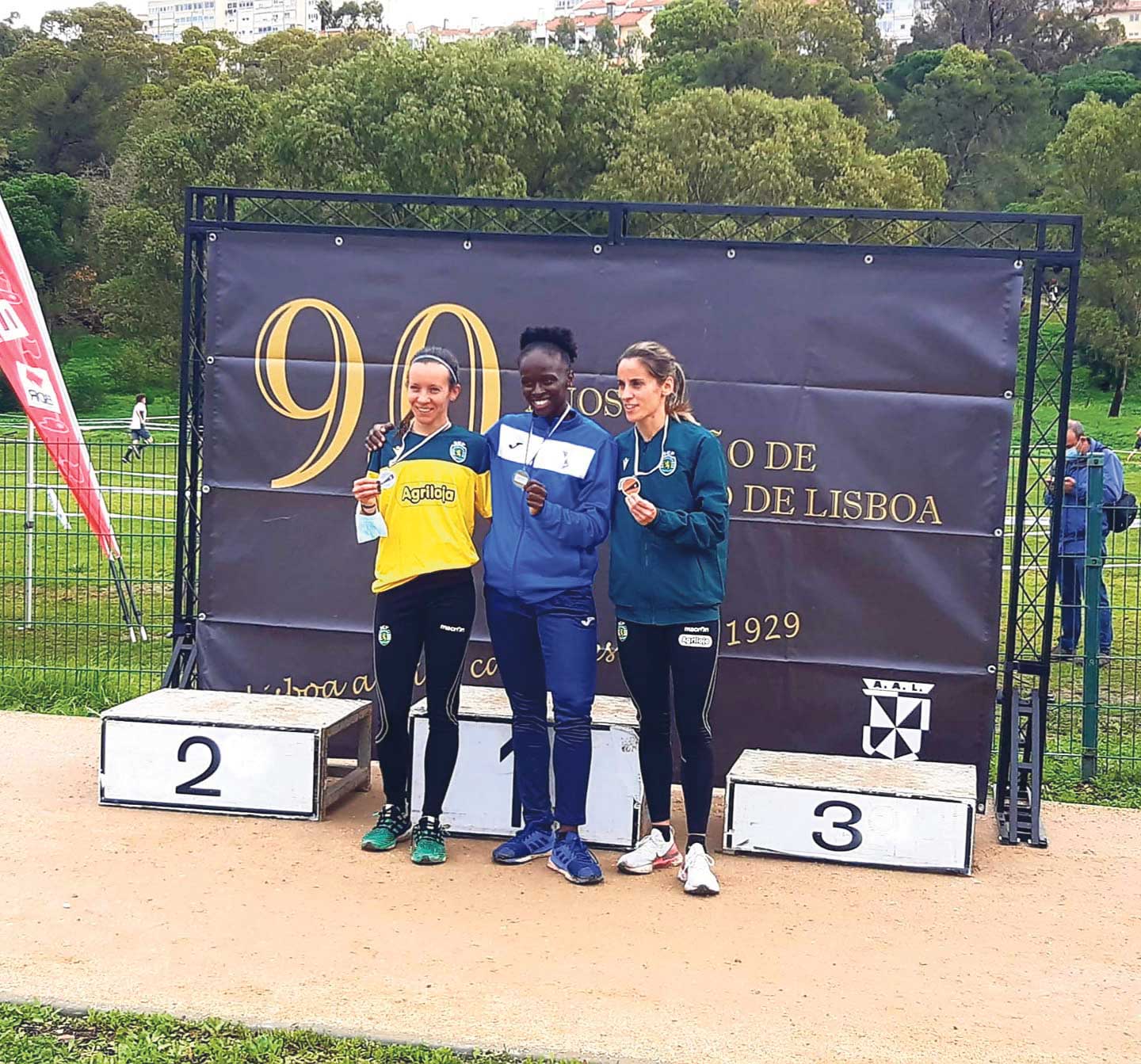 Ana Ferreira faz 2º no regional de corta-mato de Lisboa