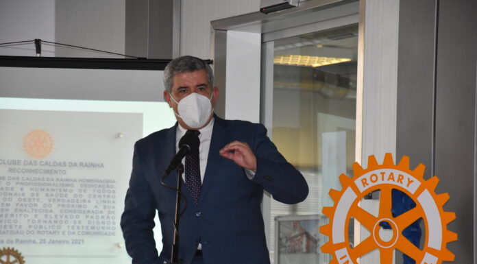 Presidente da Câmara das Caldas “não está disponível” para ser vacinado já contra a covid
