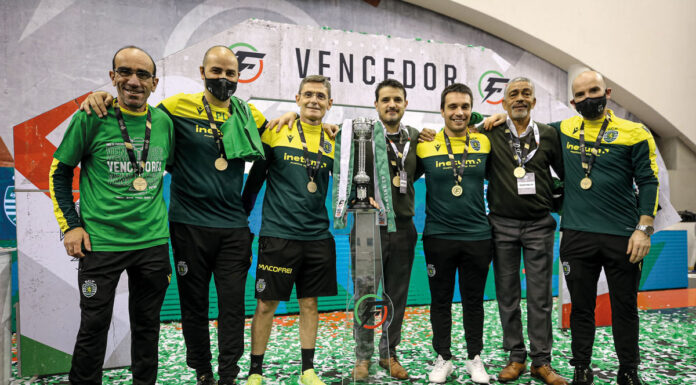 Filipe Rodrigues festeja título com o Sporting