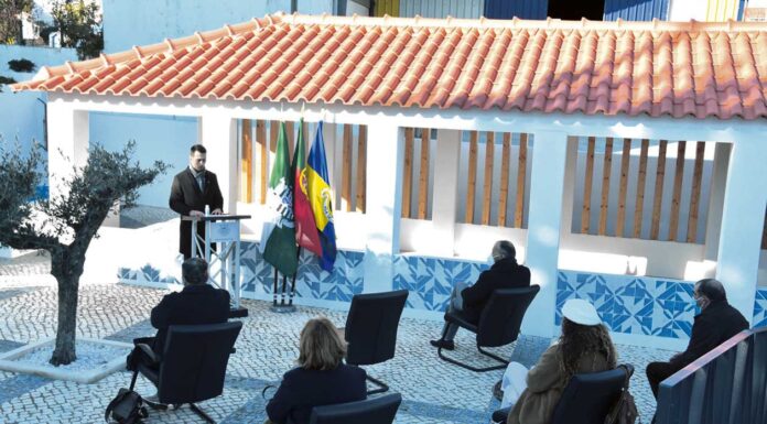 Freguesia do Vau celebra aniversário com requalificação do lavadouro