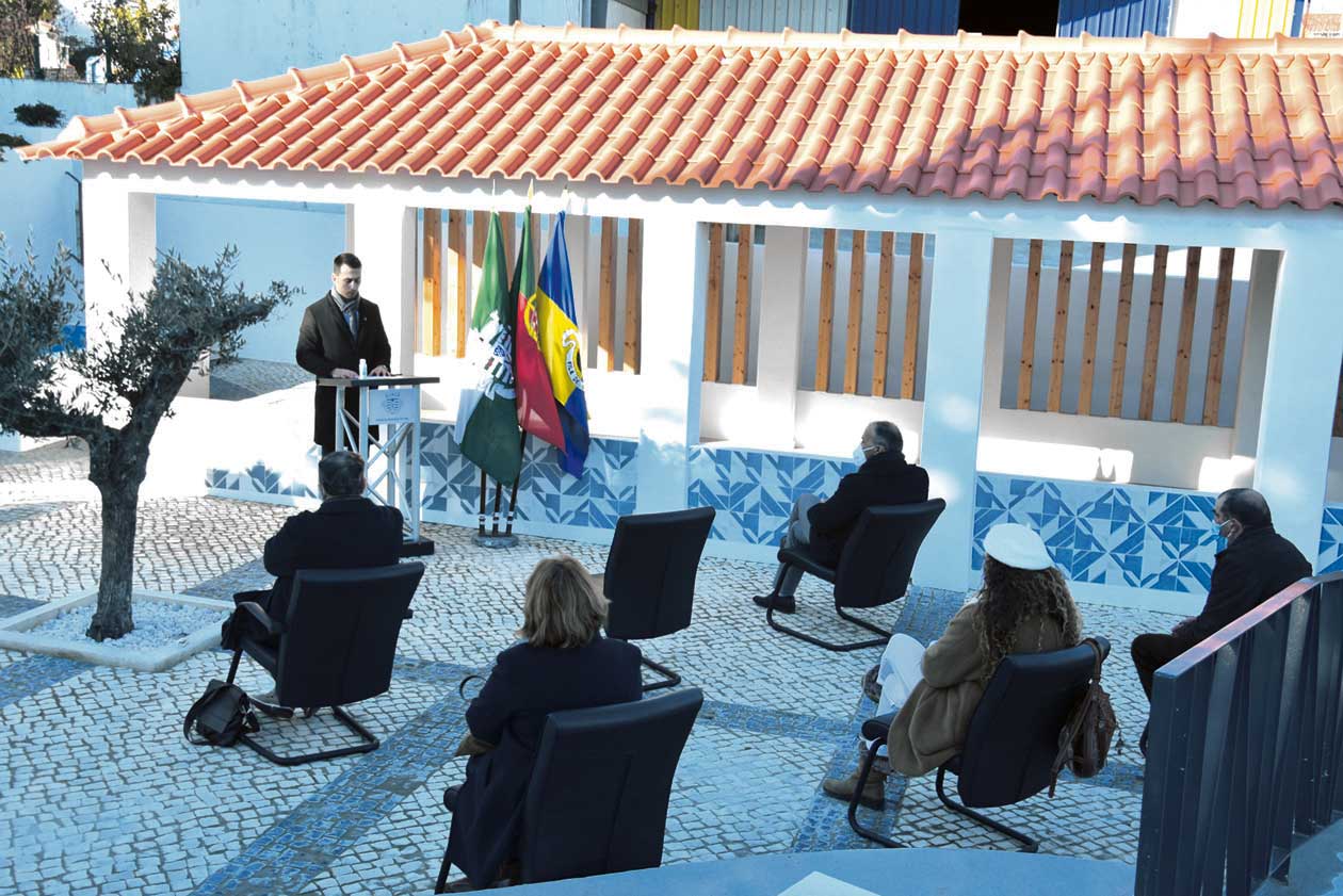 Freguesia do Vau celebra aniversário com requalificação do lavadouro