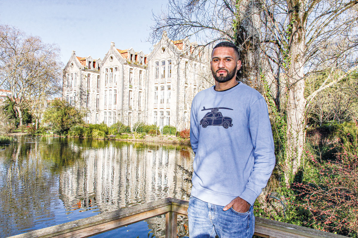 Leandro Borges feliz com início de época no Caldas