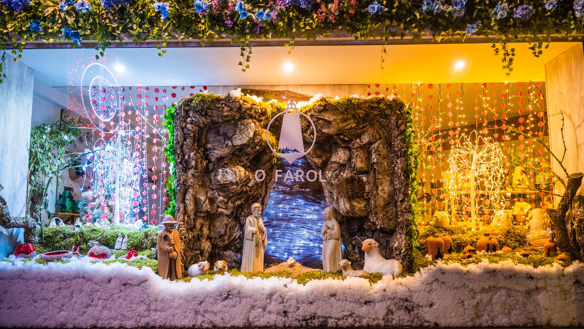 Loja “O Farol” venceu o concurso de montras de Natal