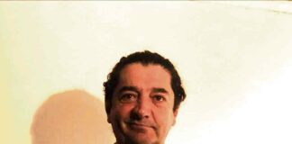 Livro dedicado a uma árvore do Parque D. Carlos I