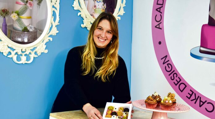 Os pequenos bolos com arte de Cátia Henriques